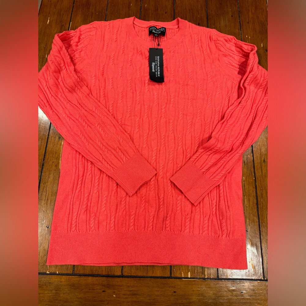 NWT Banana Republic Cable Knit Italian Yarn Pullover Sweater in Size L